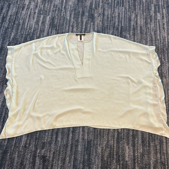 Flowy BCBGMAXAZRIA top in aqua, size M/L - Picture 6 of 14